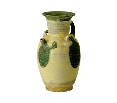 Green-glazed handled ewer with underglaze green big speckles