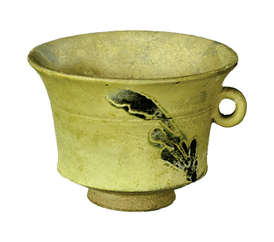 White-glazed ring-handled cup with underglaze green grass leaf pattern A